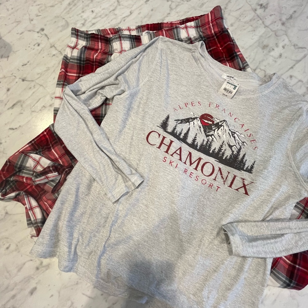 5 for $30 Gray Chamonix Ski Resort Pajama Set